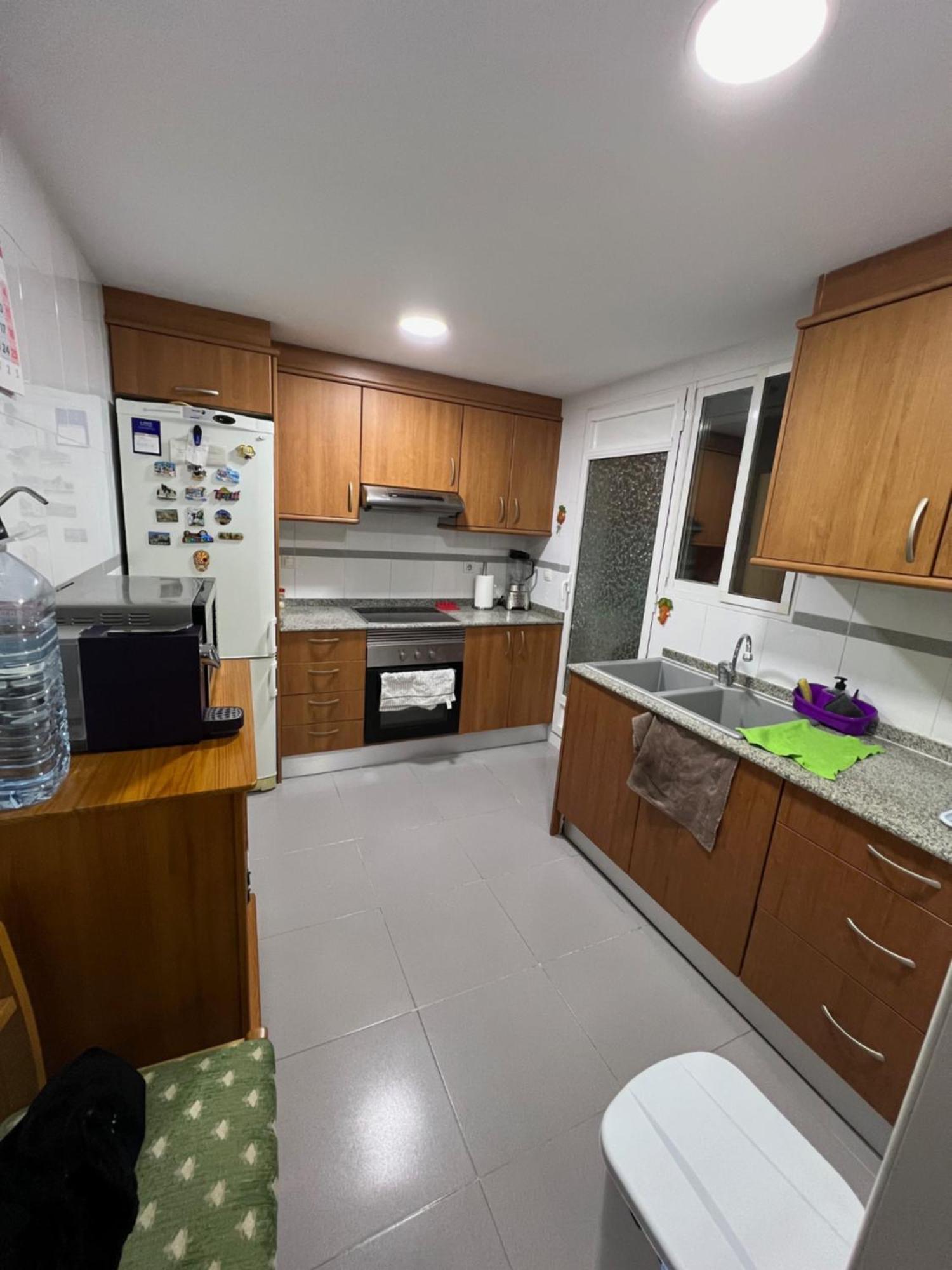 Habitacion Doble Con Bano Privado Lägenhet Valencia Exteriör bild